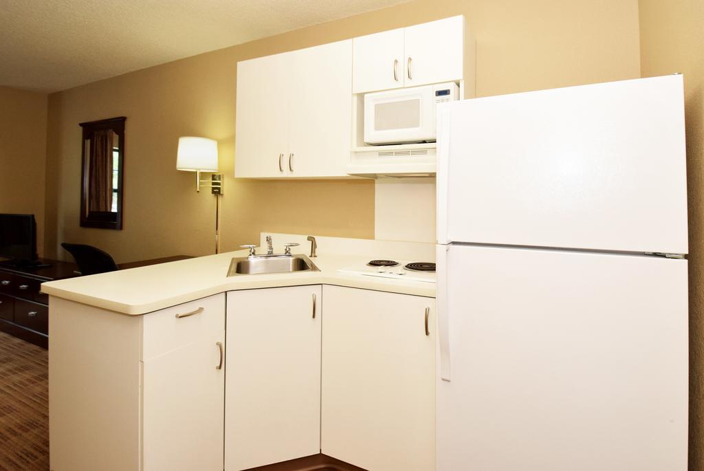 Extended Stay America Suites - Chicago - Buffalo Grove - Deerfield Riverwoods Bagian luar foto